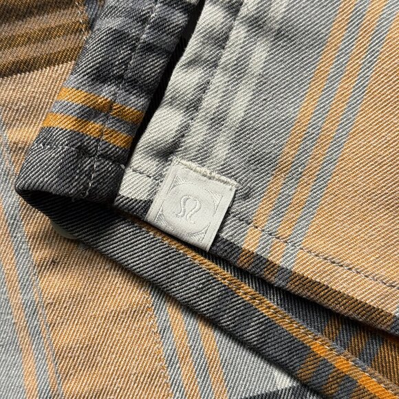 Lululemon Men's Masons Peak Flannel - Grey/Orange - Picture 3 of 5